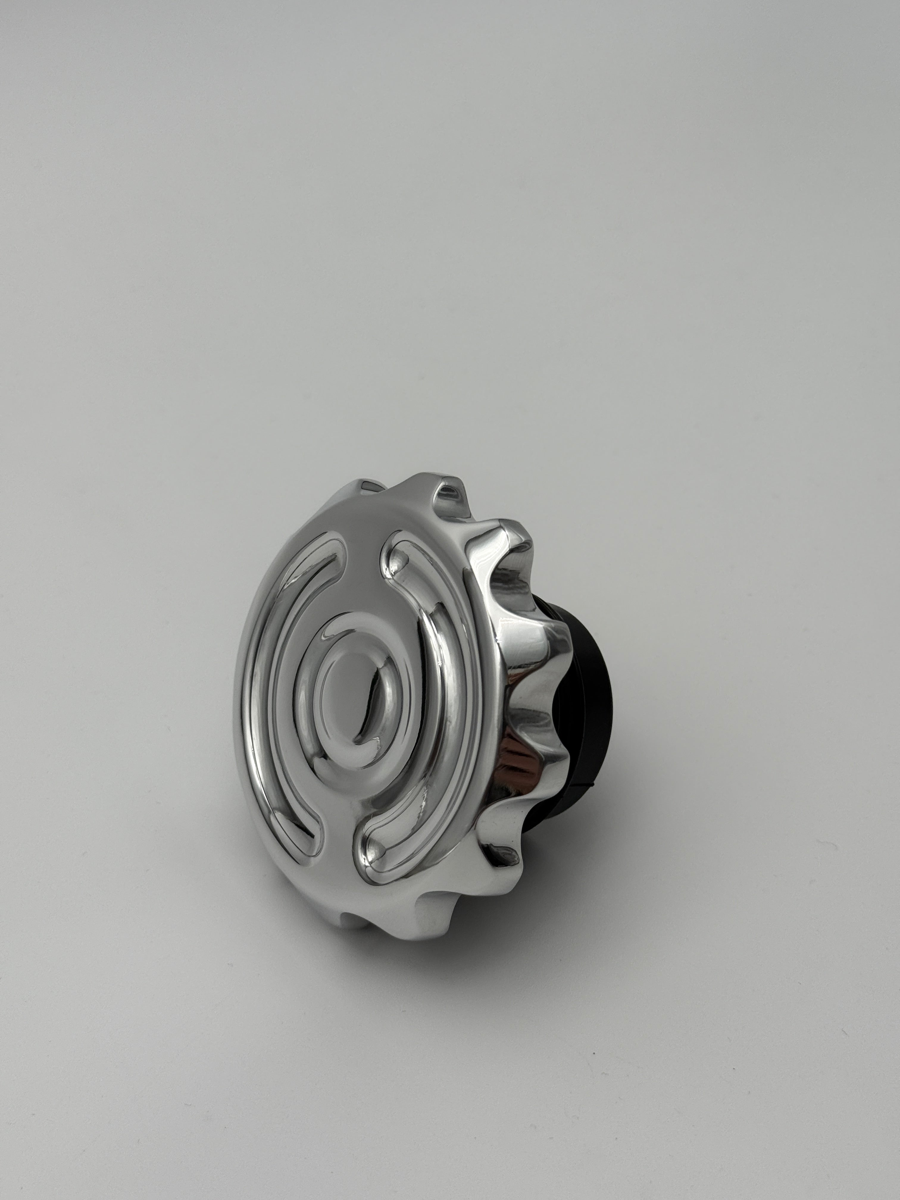 Swirl 12 Point Vented Gas Cap - Screw-In