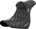 SADDLEMEN SEAT SDC PERF GRIPPER W/BR WHITE STITCH