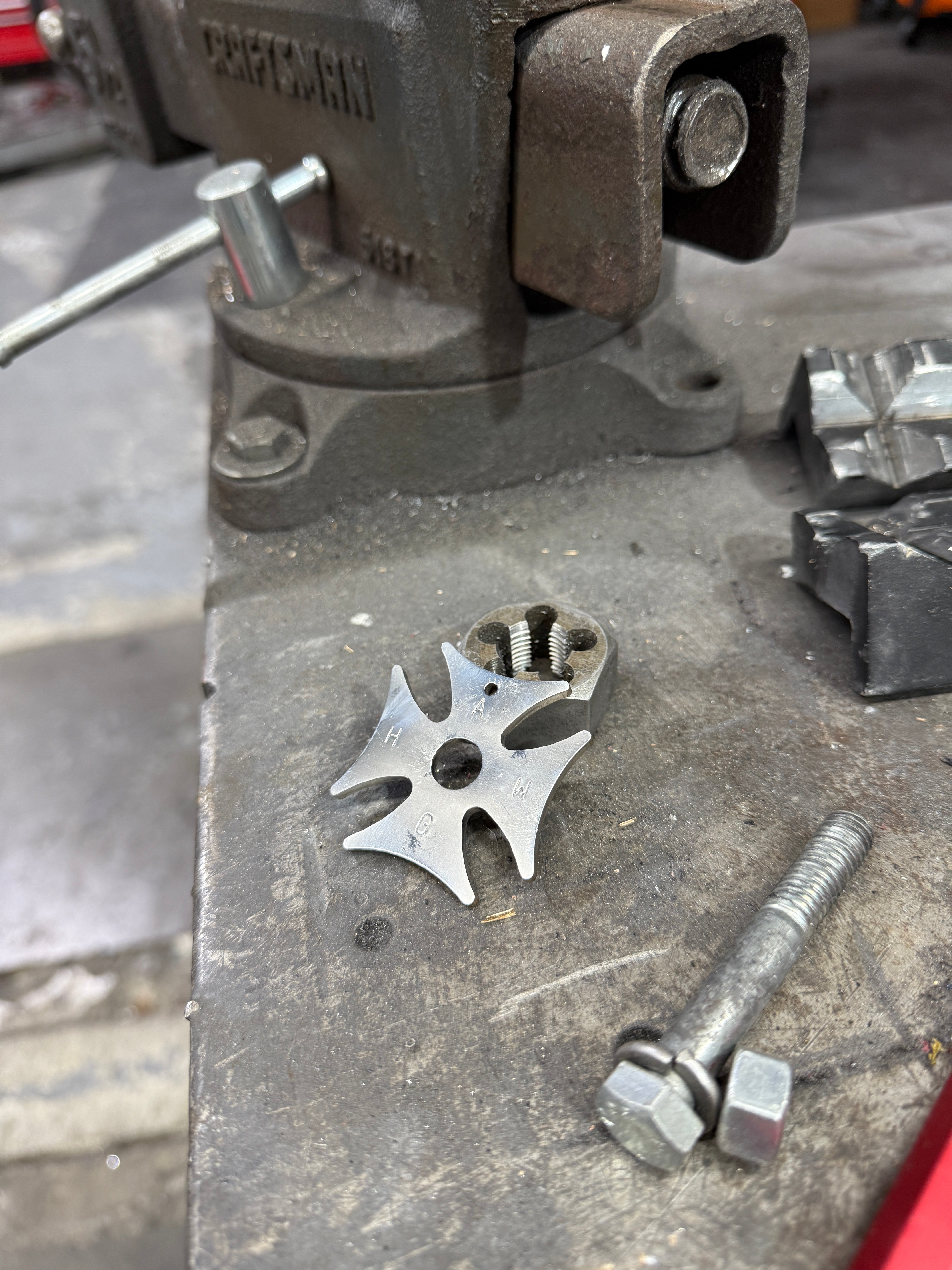4-Speed Clutch Tool Keychain – Stainless – Hawg Supply